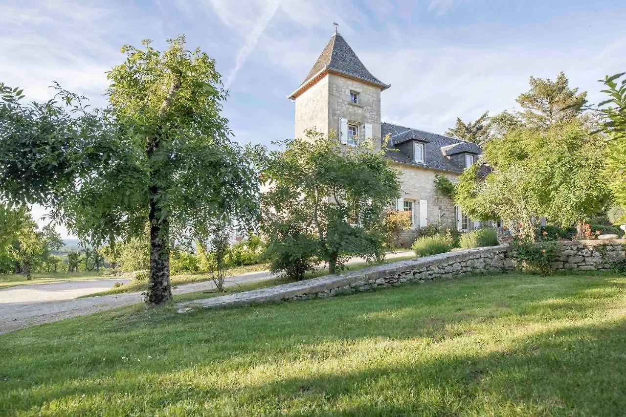 Bed and Breakfast Domaine La Garenne Reilhaguet 0*,